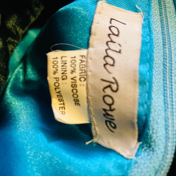 Laila Rowe beautiful velvet drawstring bags - Picture 5 of 5